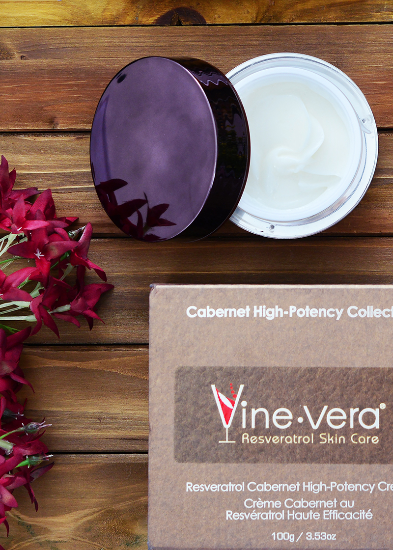 Cabernet High-Potency Cream with background